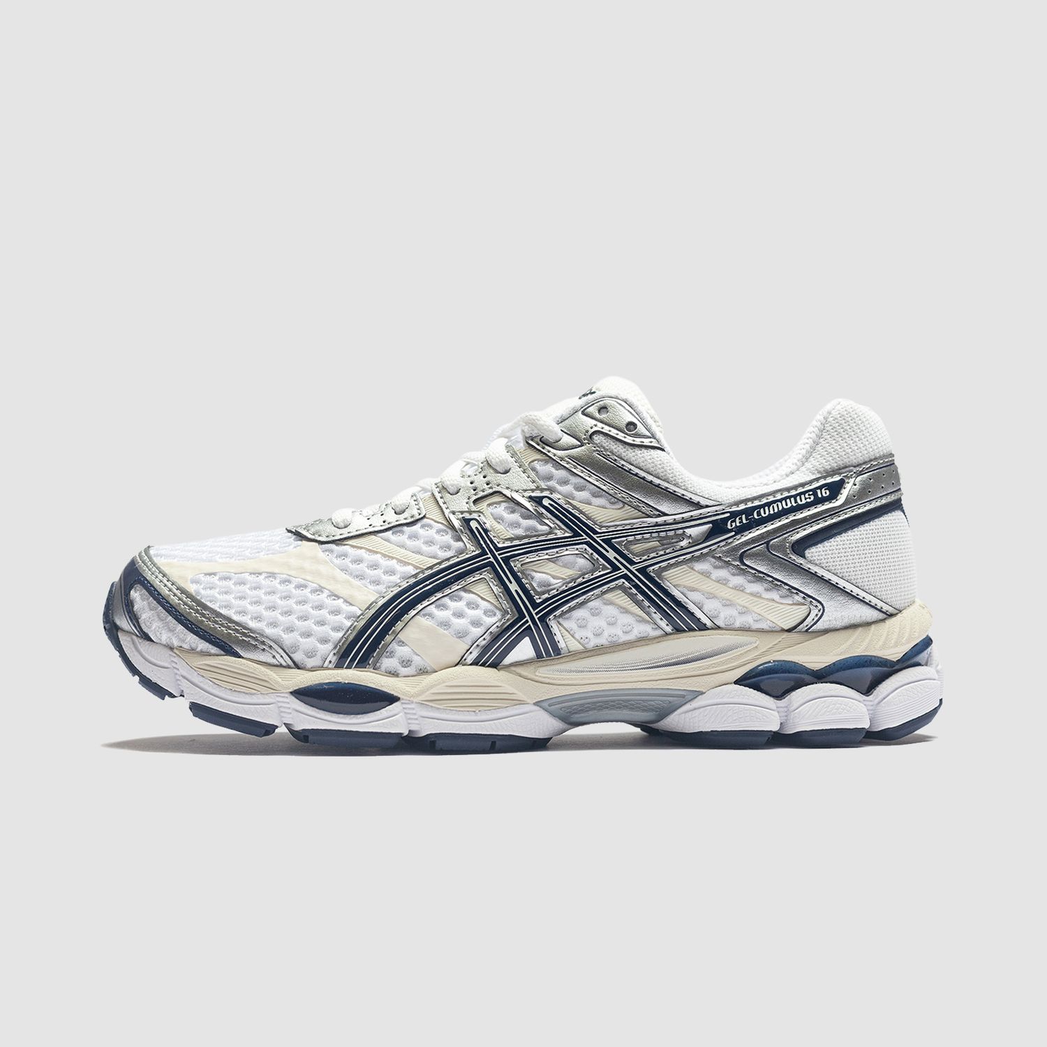 Gel-Cumulus 16 White/Midnight