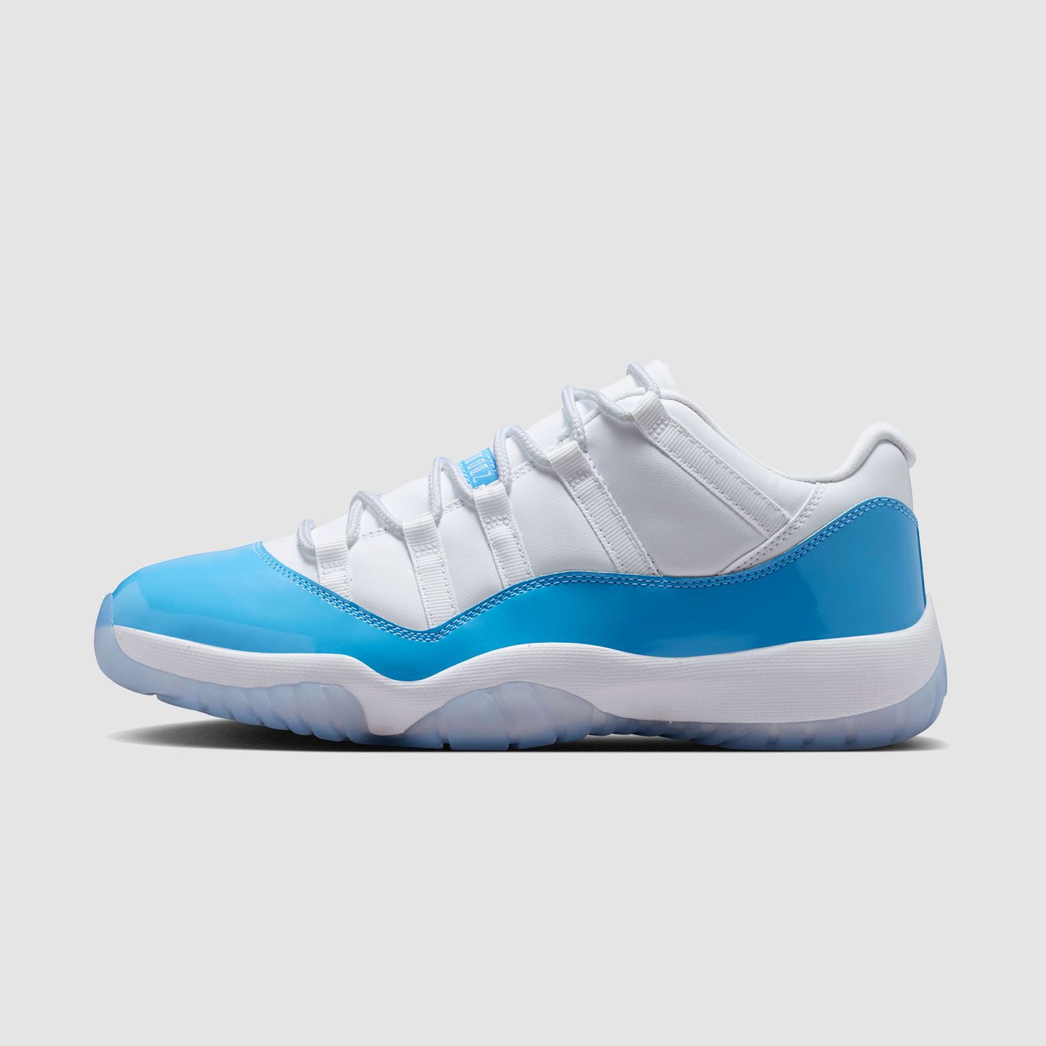 AJ11 Retro Low 'University Blue'