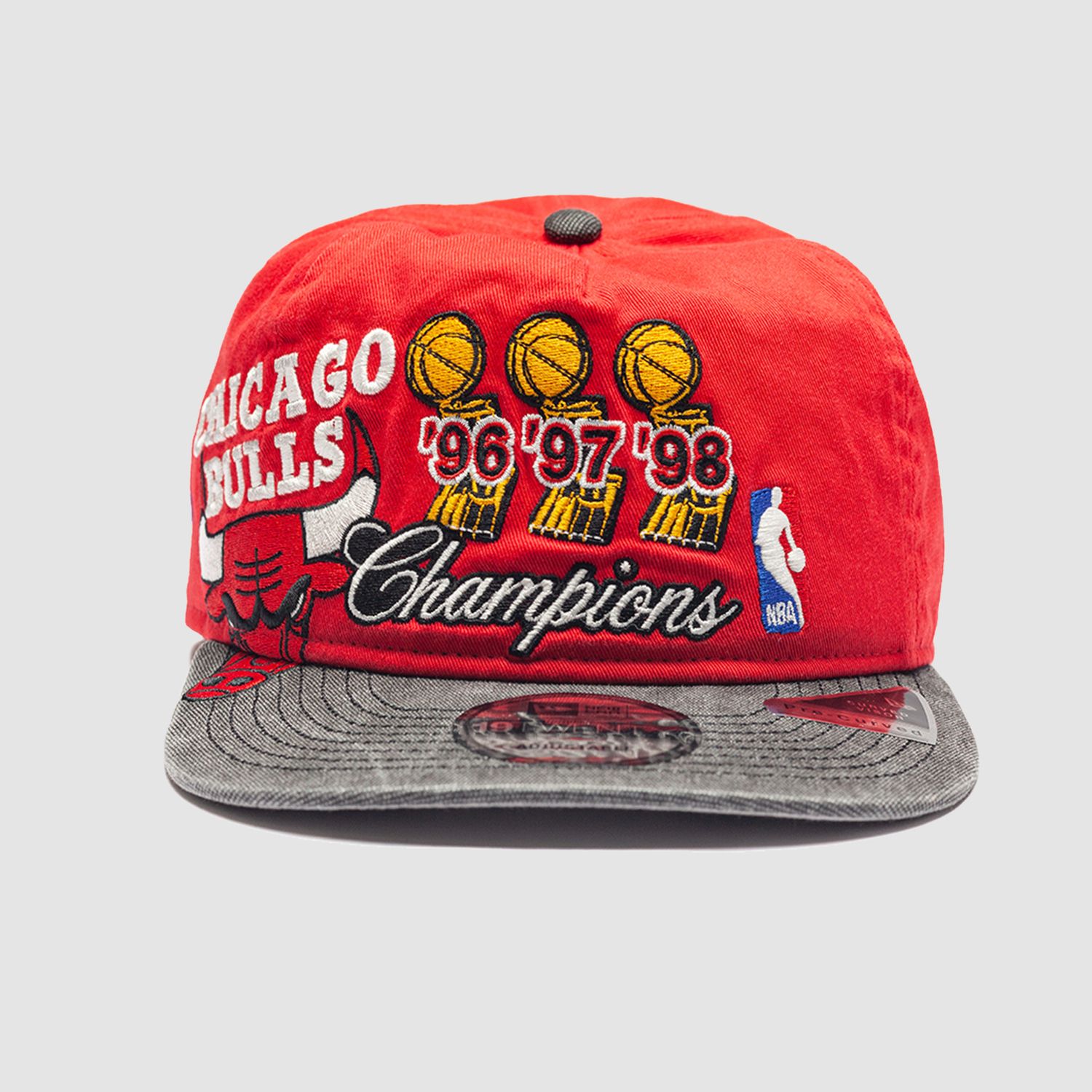 Chicago Bulls Champions Snapback Red