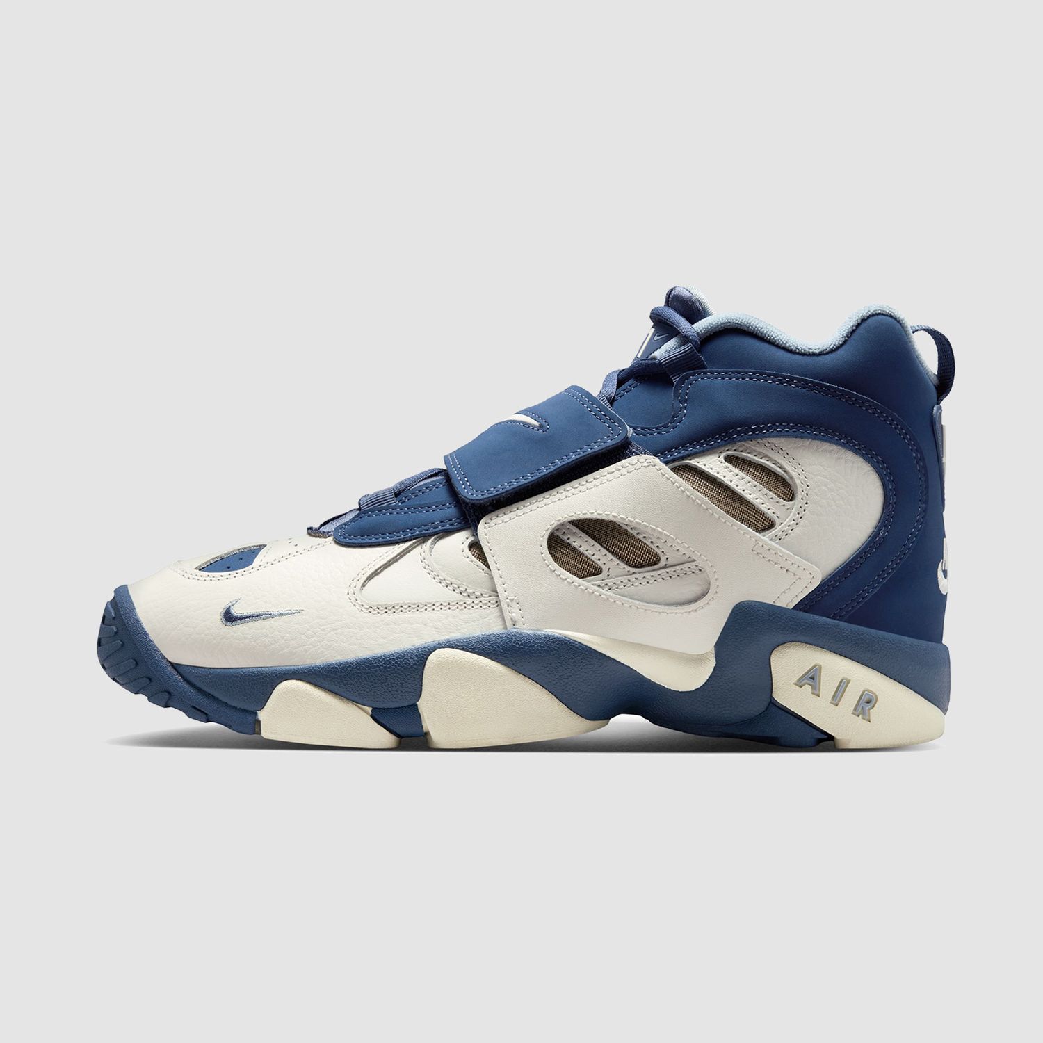 Air Diamond Turf 2 'Royals' Sail/Mystic Navy