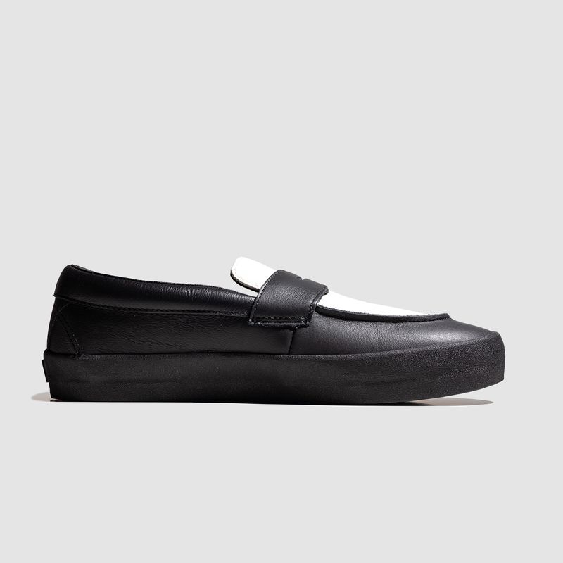 Skate Loafer Black/White