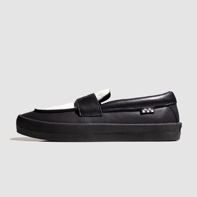 Skate Loafer Black/White