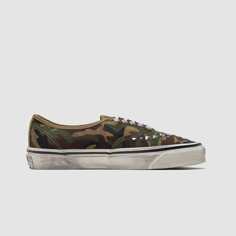 LX Authentic 44 Combat WoodLand Camo