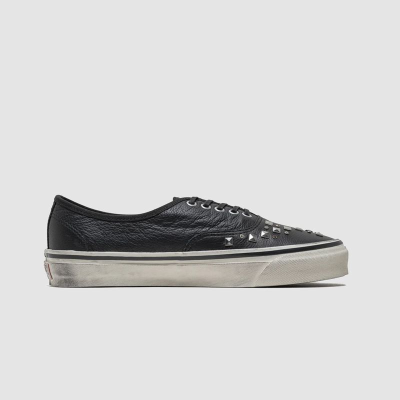 LX Authentic 44 Combat Black