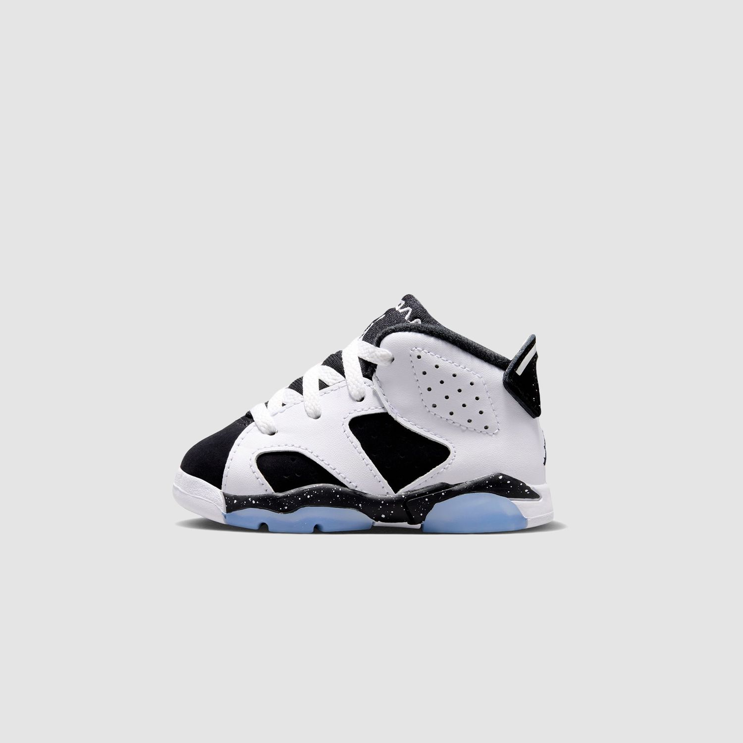 AJ6 "Oreo" (TD)