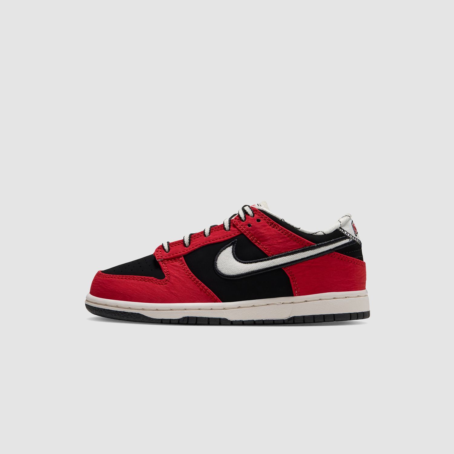 Dunk Low LV8 (PS) Black/Sail-University Red
