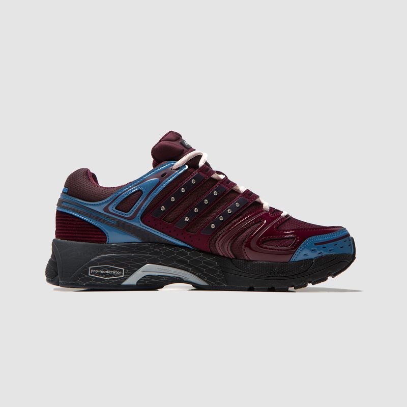 Hardies Adistar Control 5 'Aurora Ruby'