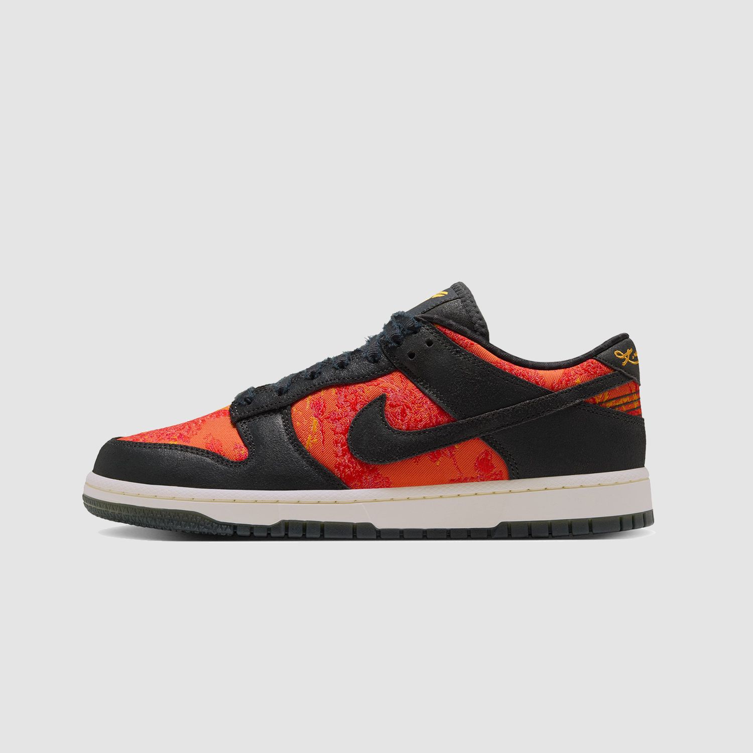 Kobe Dunk Low Proto "Mamba Eterno"
