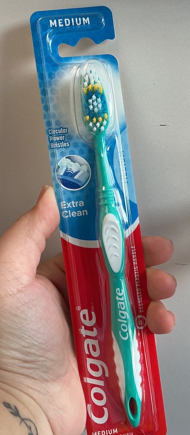 Colgate Medium Extra Clean Toothbrush