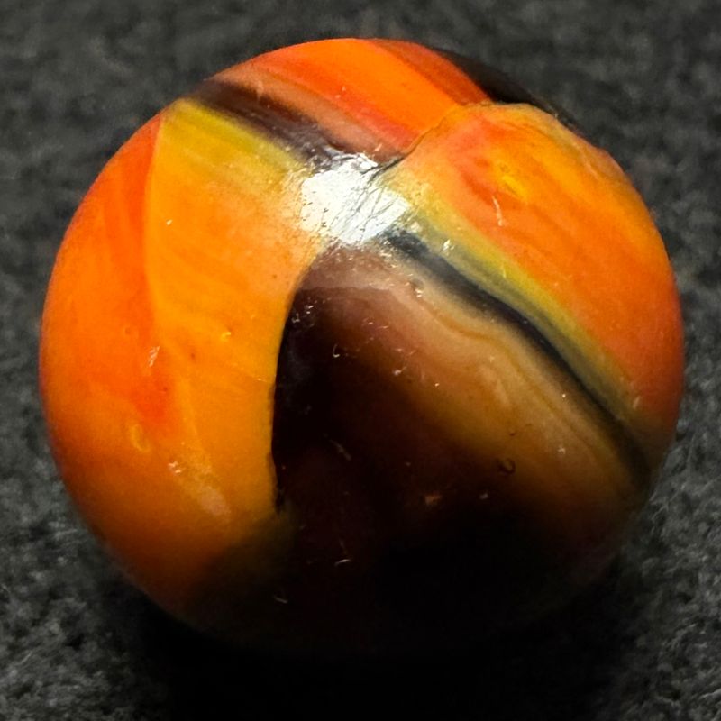 MARBLE KING. Tiger/Wasp Hybrid. Size .71"