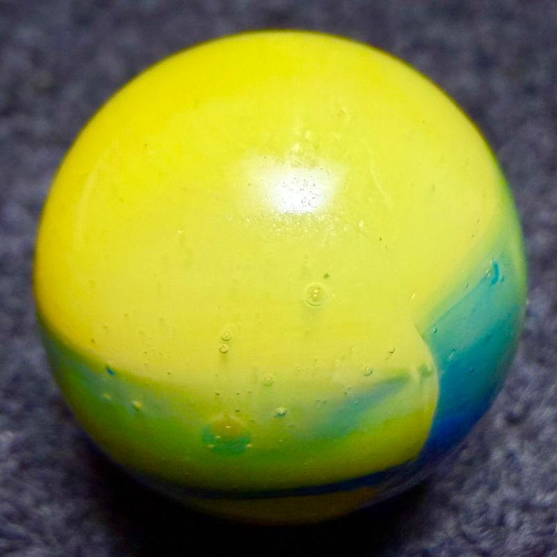 PELTIER GLASS CO. "Inky" National Line Rainbo Marble (NLR)