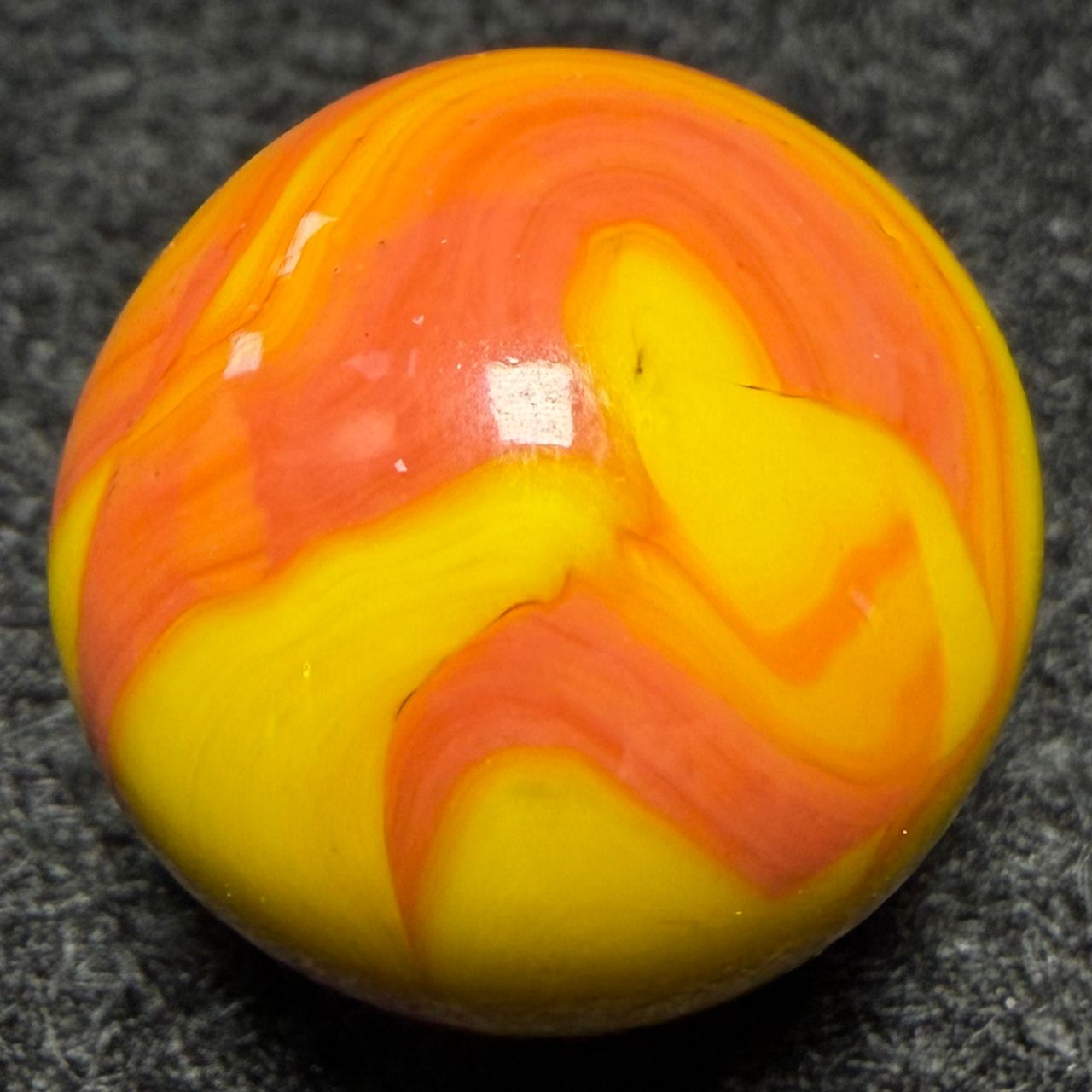 CHRISTENSEN AGATE CO. Shooter (CAC) Flame Swirl