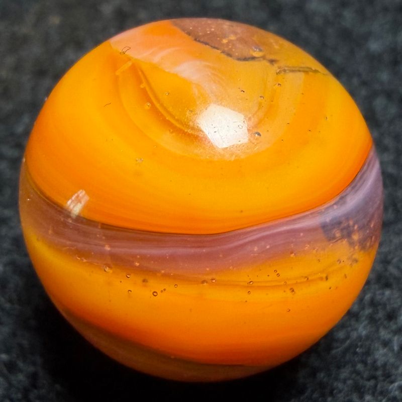 AKRO AGATE Snake Marble. UV Reactive. 5/8”. Mint.