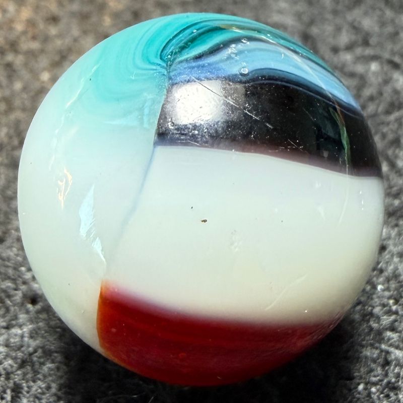 VITRO AGATE, Tri Lite, 5/8 Inch, Mint