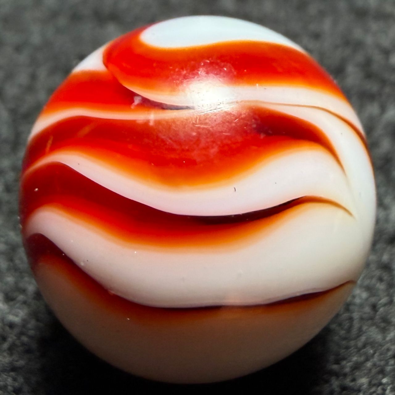 ALLEY AGATE, Red Flame Swirl Marble, 3/4" Shooter, Wet Mint #102