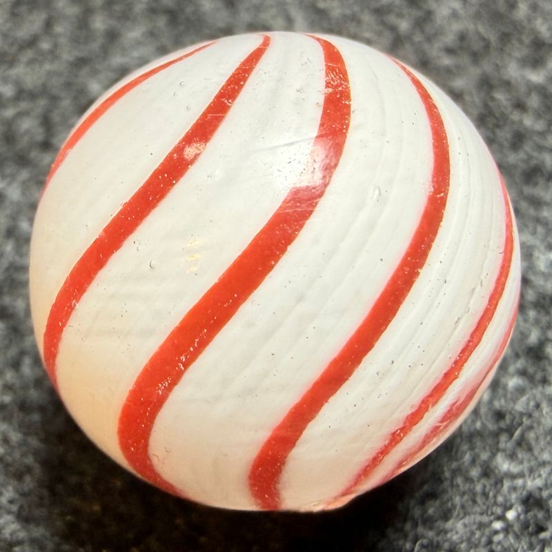 GERMAN, Rare Cased Clambroth, 8 Red Bands on White #104