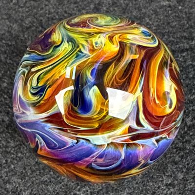 JAMES HOLT. Handmade Glass. Mint. 1.1"