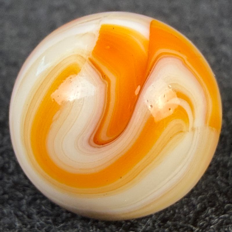 CHRISTENSEN AGATE CO. Two-Seam Striped Opaque Marble, Orange & White, 5/8", NM+ (8.9)