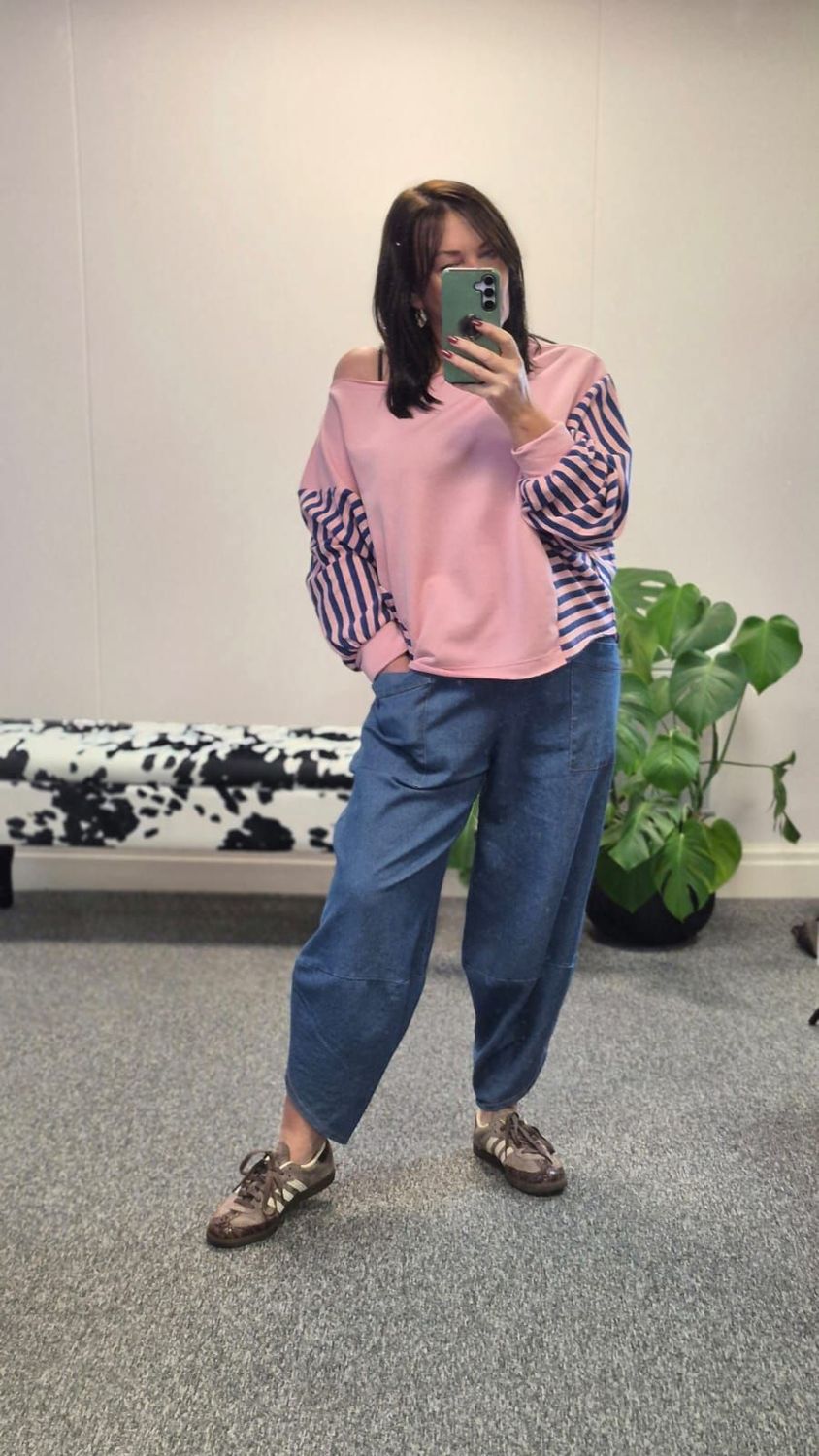 LOOSE FITTING SWEATSHIRT