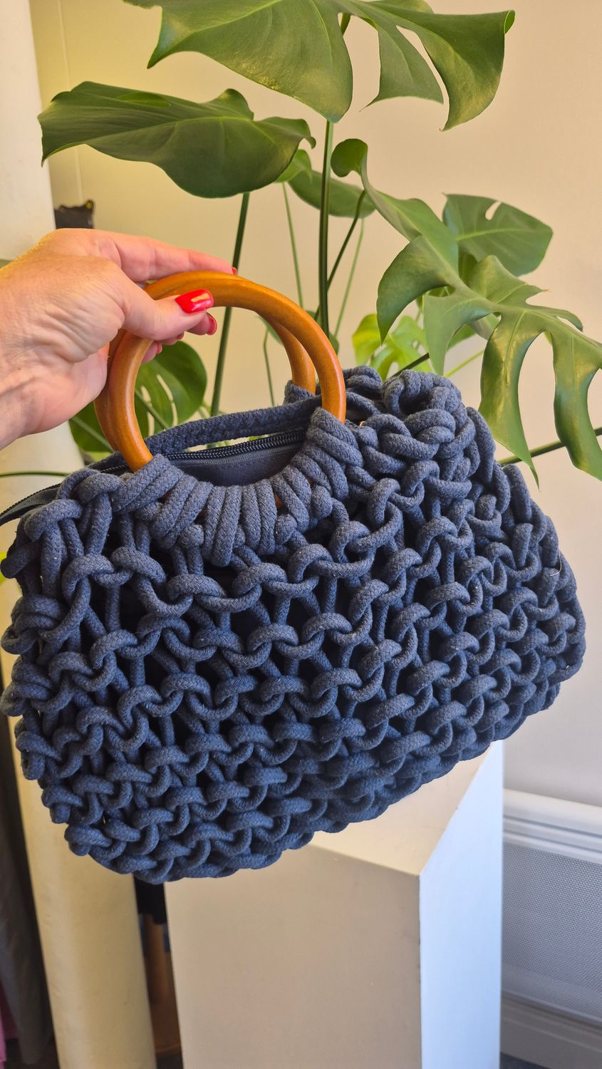 BLUE CROCHET