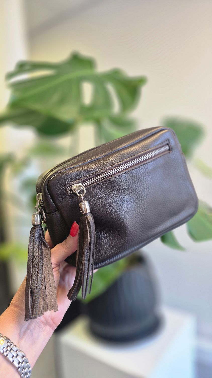 LEATHER CAMERA BAG -BROWM
