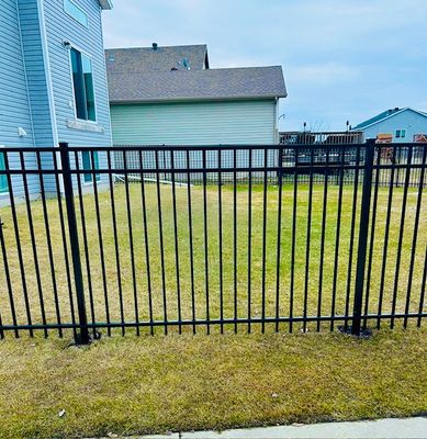 8' fence panel with concealed fasteners, 3/4 8' fence panel with concealed fasteners, 3/4" picket and extended bottom pickets