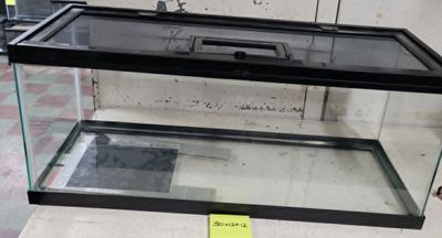 20 Gallon Reptile Enclosure