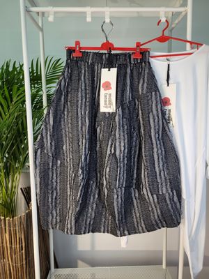 Spódnica Wendy Trendy w pepitkę z koronką