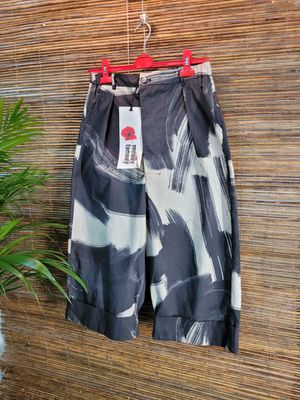 Spodnie szerokie Wendy Trendy wzory