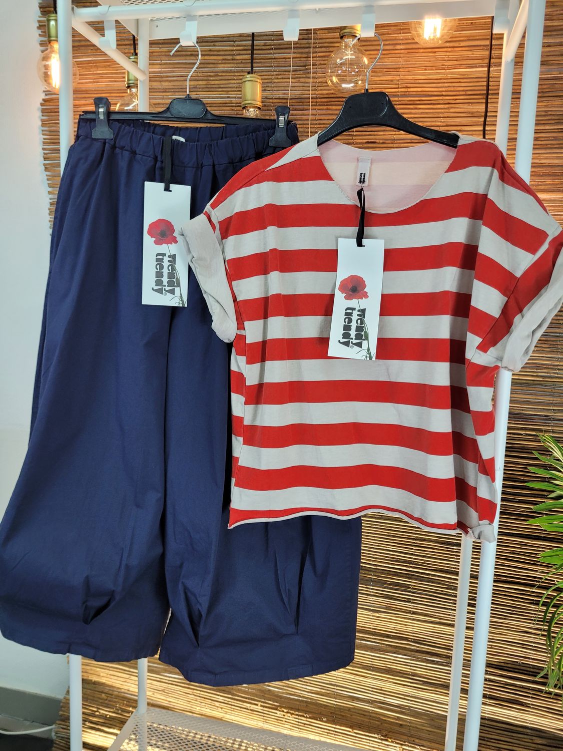 Bluzka t-shirt oversize w paski czerwone