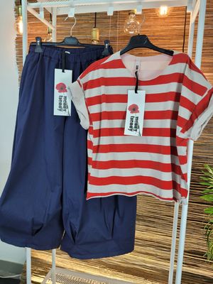 Bluzka t-shirt oversize w paski czerwone