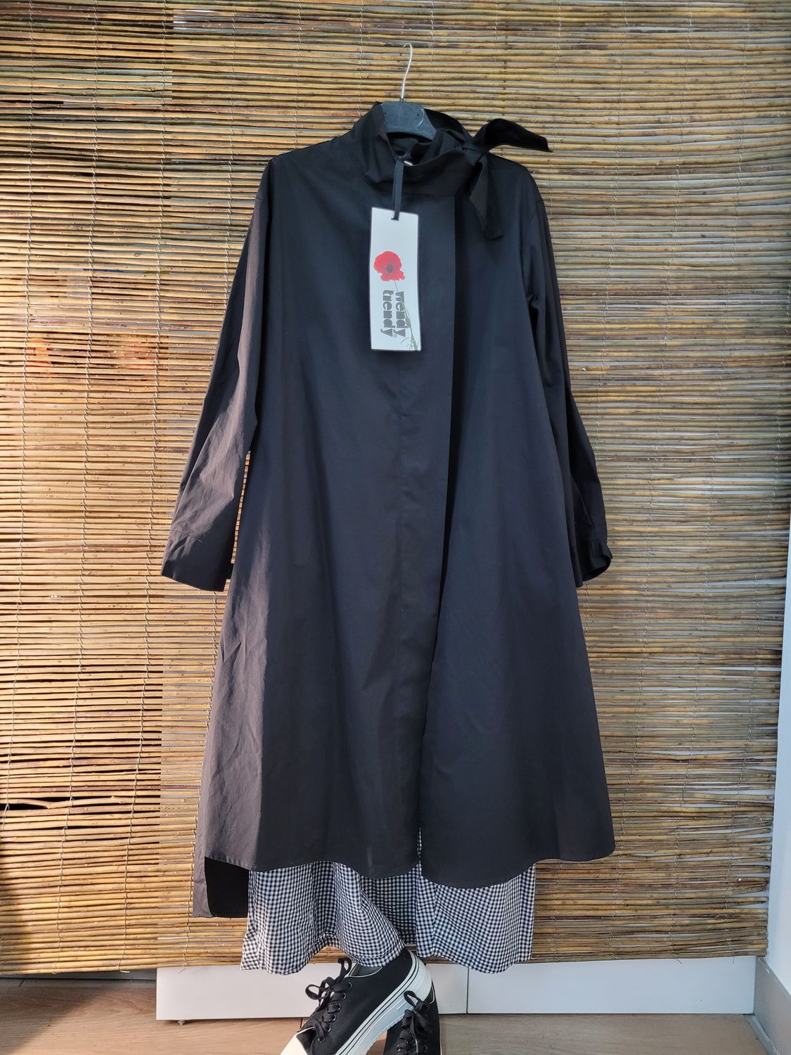 Płaszcz z wiązaniem Wendy Trendy