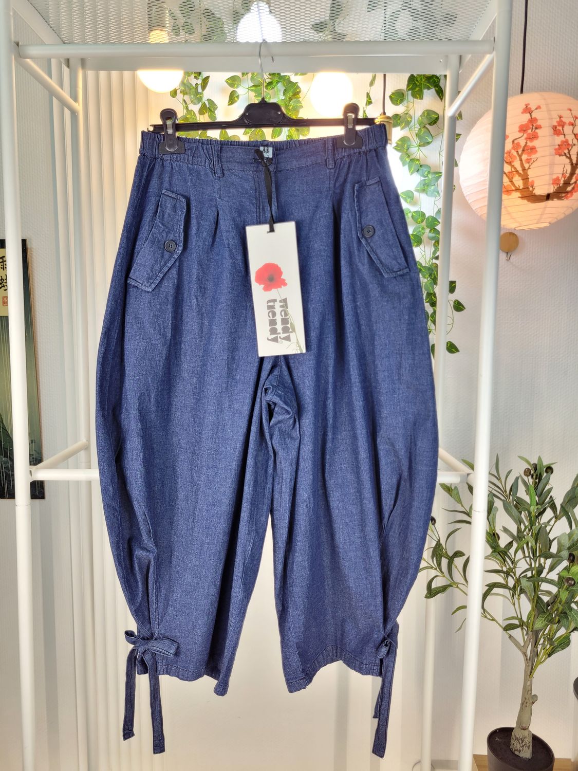 Jeansy balonowe z wiązaniem Wendy Trendy