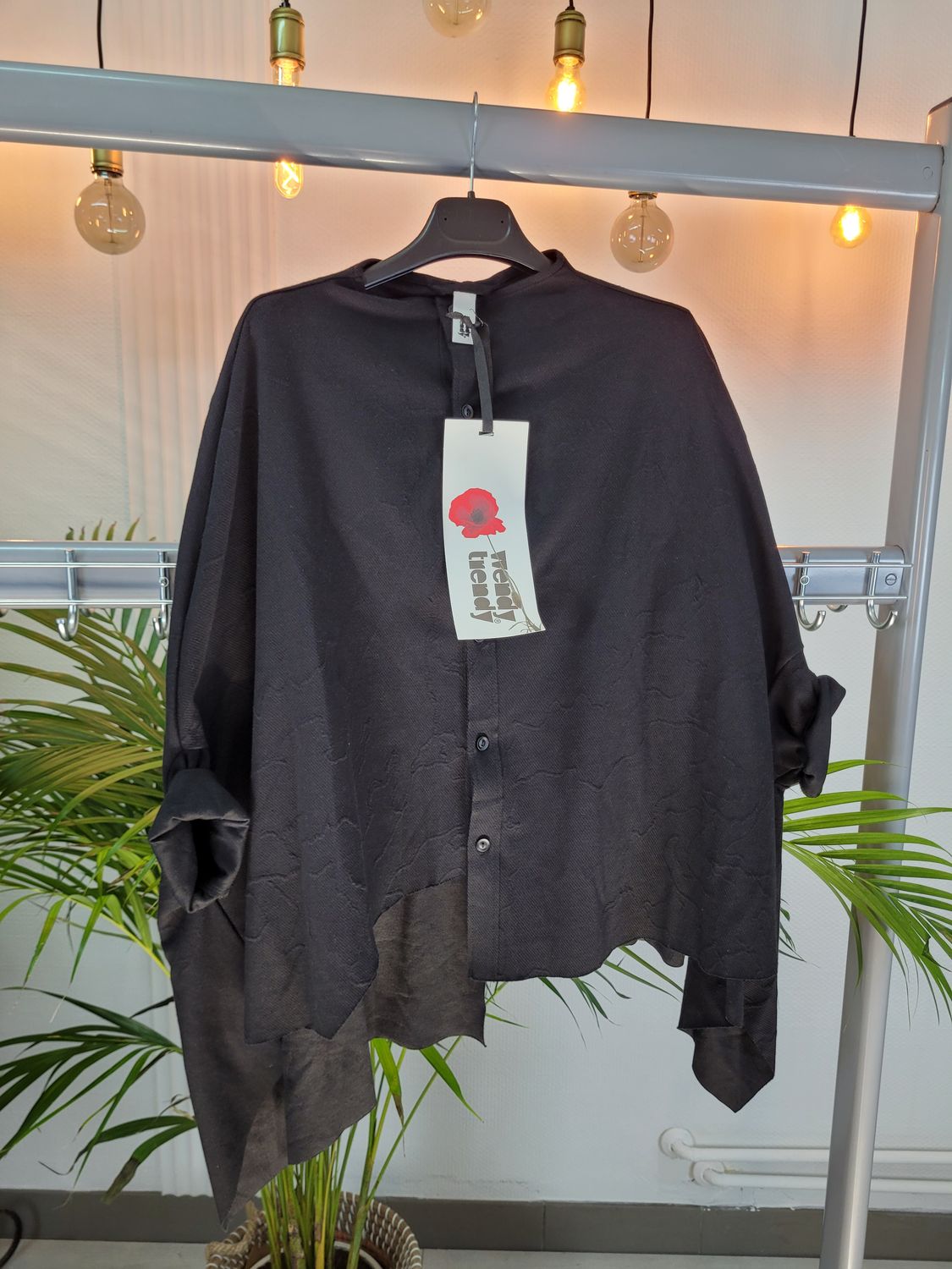 Sweter asymetryczny Wendy Trendy