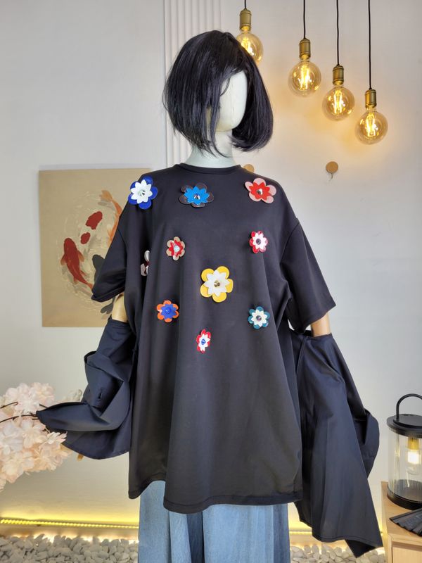 Long Oversized Blouse with Floral Studs Wendy Trendy