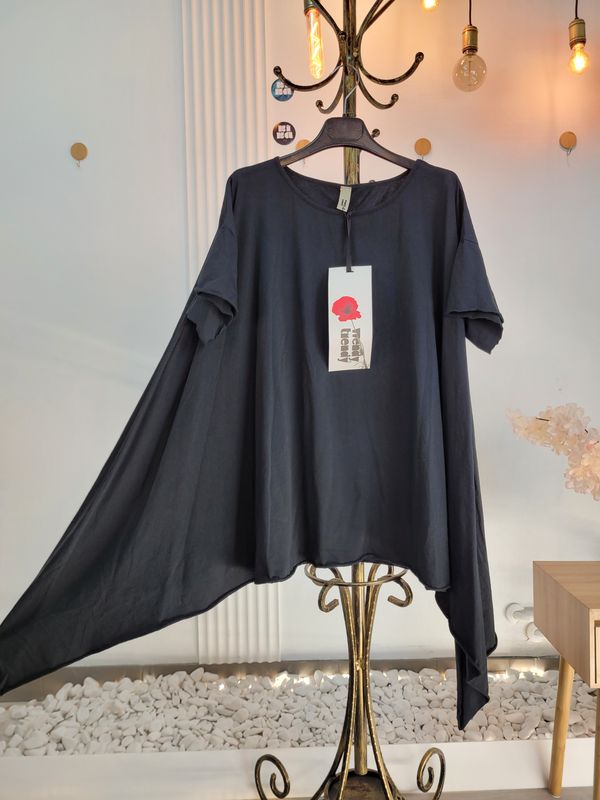 Bluzka asymetryczna oversize Wendy Trendy czarna
