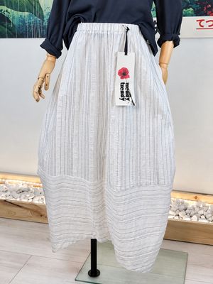 Wide Balloon Pants with Stripes Wendy Trendy