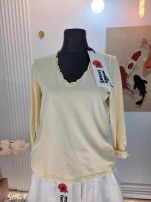 Bawełniana bluzka Wendy Trendy z falbanką przy dekolcie waniliowo - bananowa