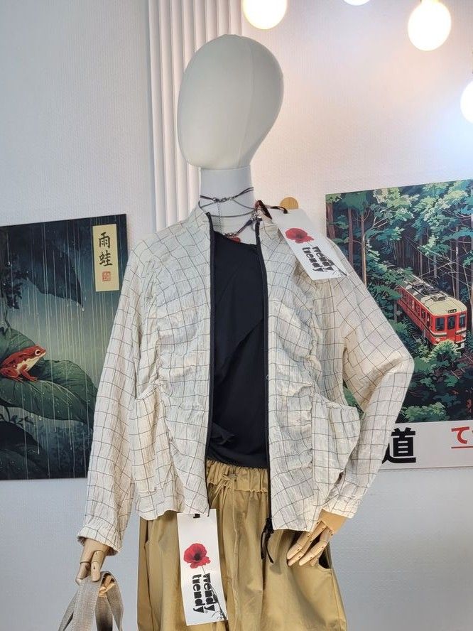 Thin Wendy Trendy Jacket with Ruching and Two-Way Zipper in Ecru