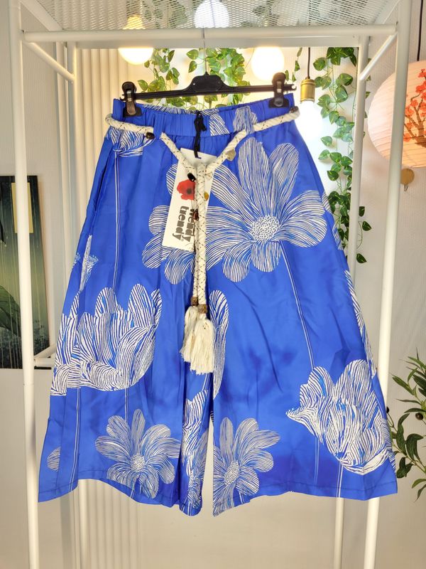 Letnie szerokie spodnie w kwiaty Wendy Trendy
