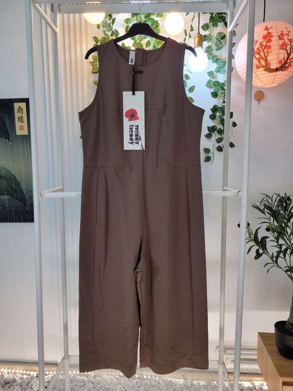 Kombinezon z dzianiny Milano taupe Wendy Trendy