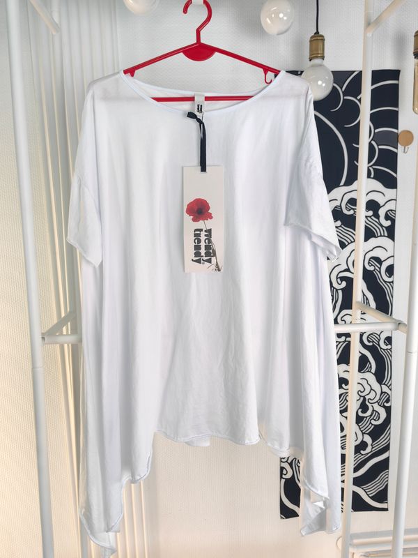 Bluzka asymetryczna oversize Wendy Trendy biała