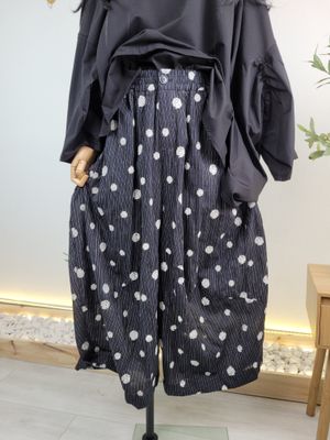 Black Balloon Pants with Stripes and Embroidered Dots – Wendy Trendy