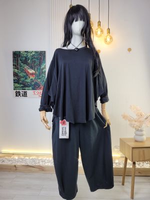 Rozkloszowana bluzka Wendy Trendy czarna