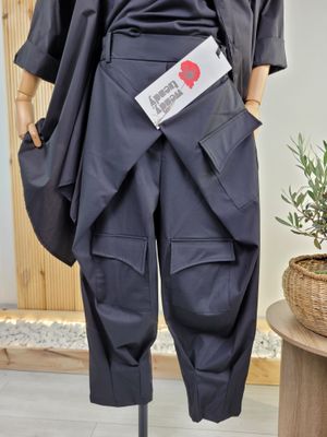 Pleated Pants with Cargo Pockets - Wendy Trendy