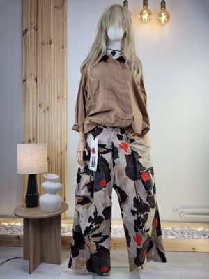 Urban Pants with Cargo Pockets and Wide Legs Wendy Trendy