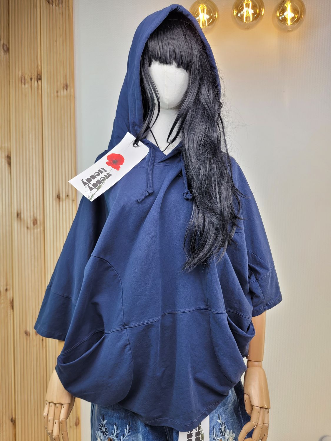 Black Hooded Sweatshirt - Wendy Trendy