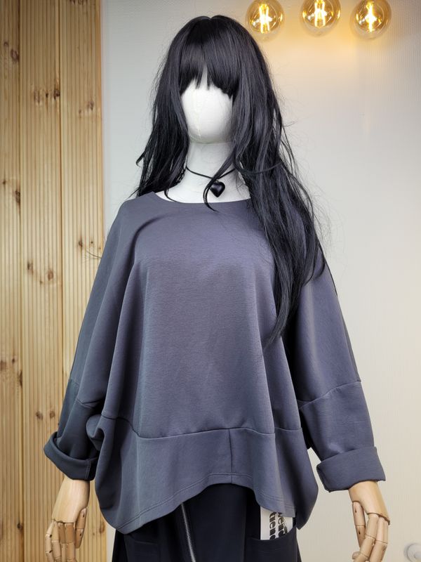 Szara bluza z rękawami nietoperz - Wendy Trendy