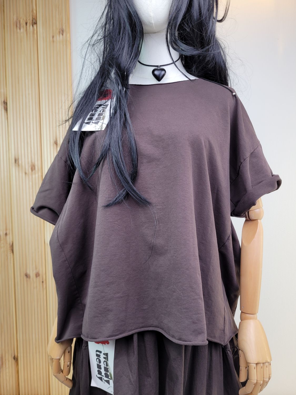 Chocolate Oversized T-Shirt Sweatshirt - Wendy Trendy