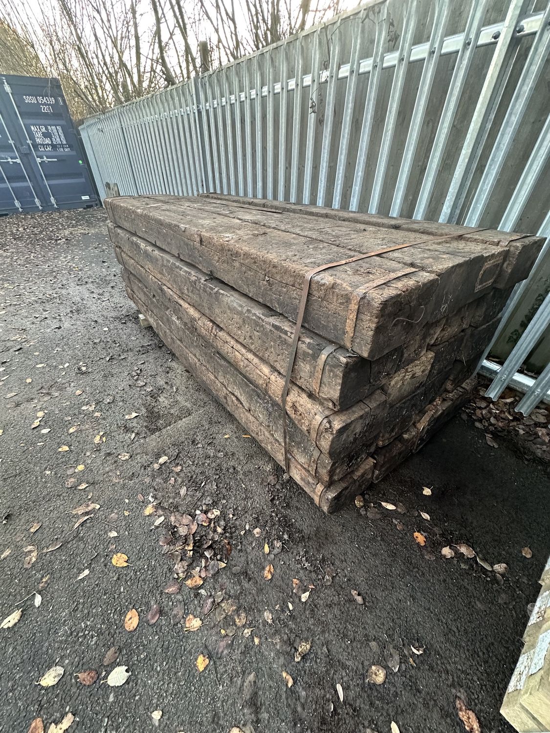 Reclaimed Railway Sleepers -150x250x2600